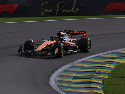 Norris supera Antonelli e faz a pole para a corrida sprint do GP de São Paulo; Bortoleto é 14º