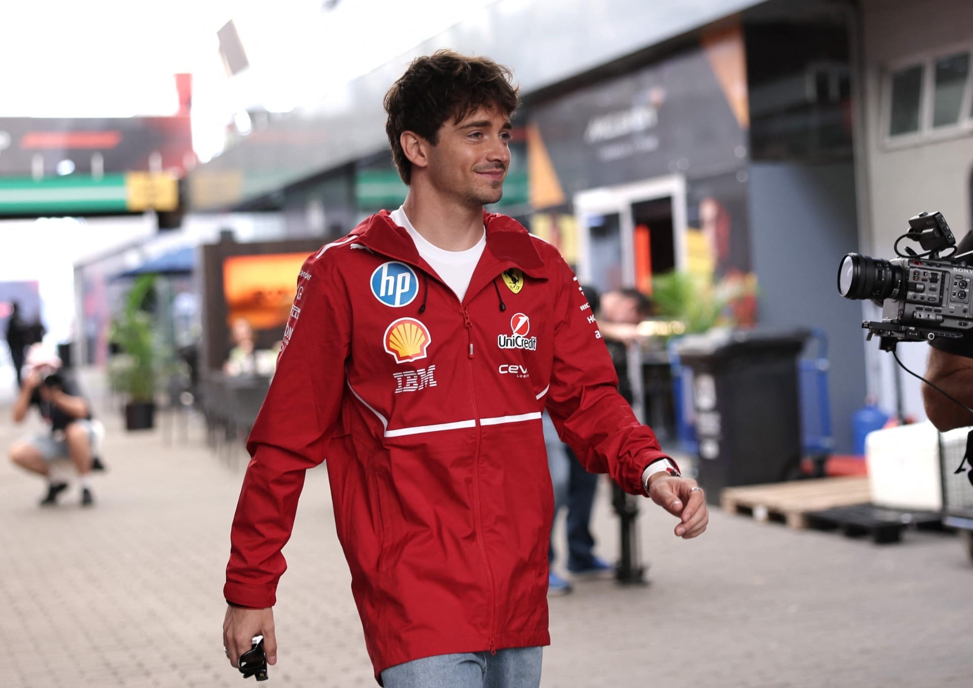 Leclerc agradece Ferrari, exalta 3ª colocação no grid e quer lugar no pódio no GP de São Paulo