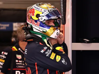 Max Verstappen brilha em Interlagos, cita "corrida maluca" e valoriza P3 após largar dos boxes