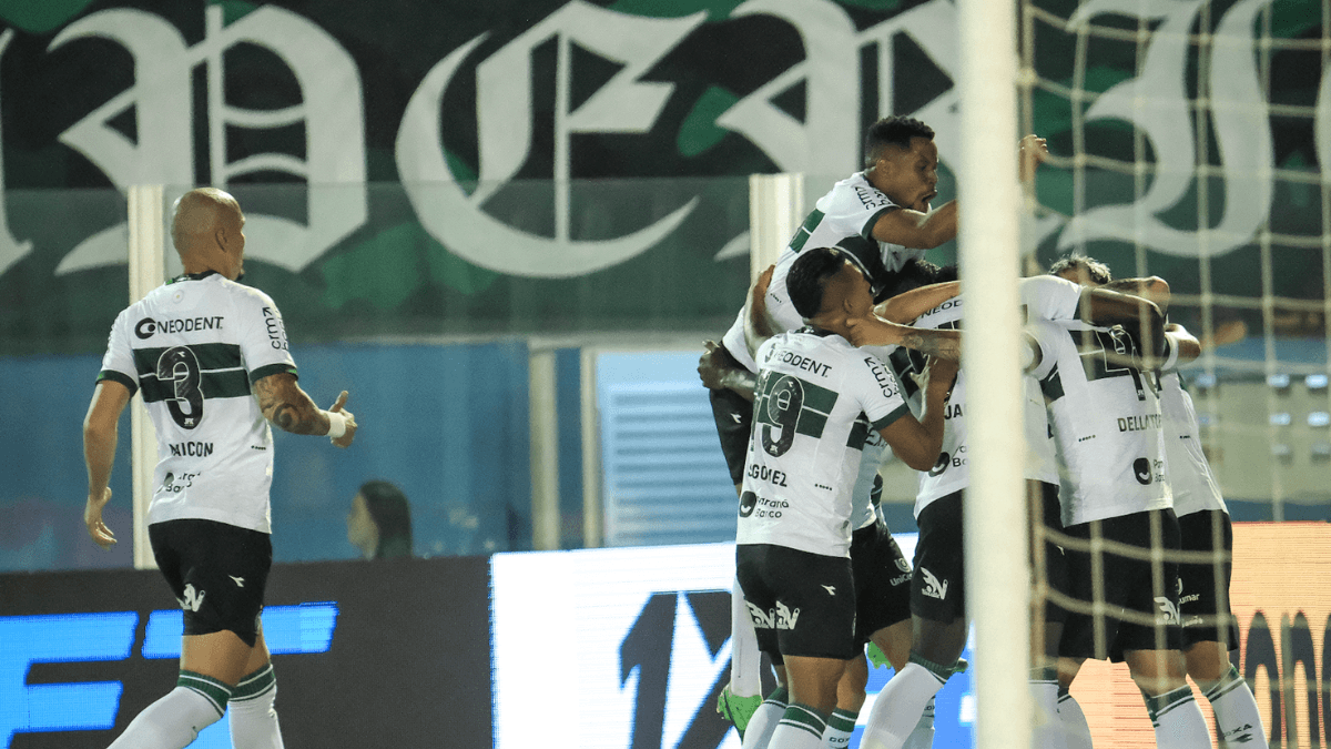 Coritiba vence o Paysandu e já tem a pontuação necessária para retornar à Série A