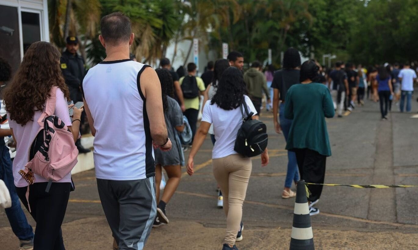Enem 2025 surpreende com foco em mulher e cultura afro-brasileira