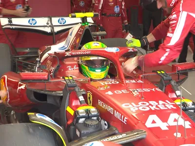 Hamilton abandona GP de São Paulo após toque com Colapinto no início da prova