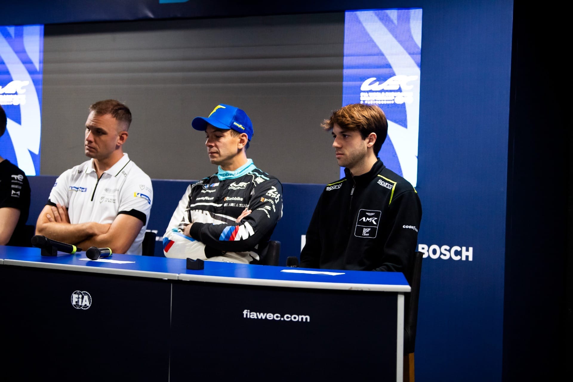Farfus (ao centro) foi 10º na temporada, enquanto Dudu (à direita) terminou em 15º (Imagem: Fabrizio Boldoni/DPPI)
