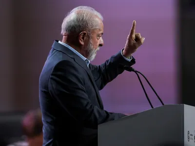 COP30: ‘Emergência climática aprofunda lógica que define quem é digno de viver', diz Lula