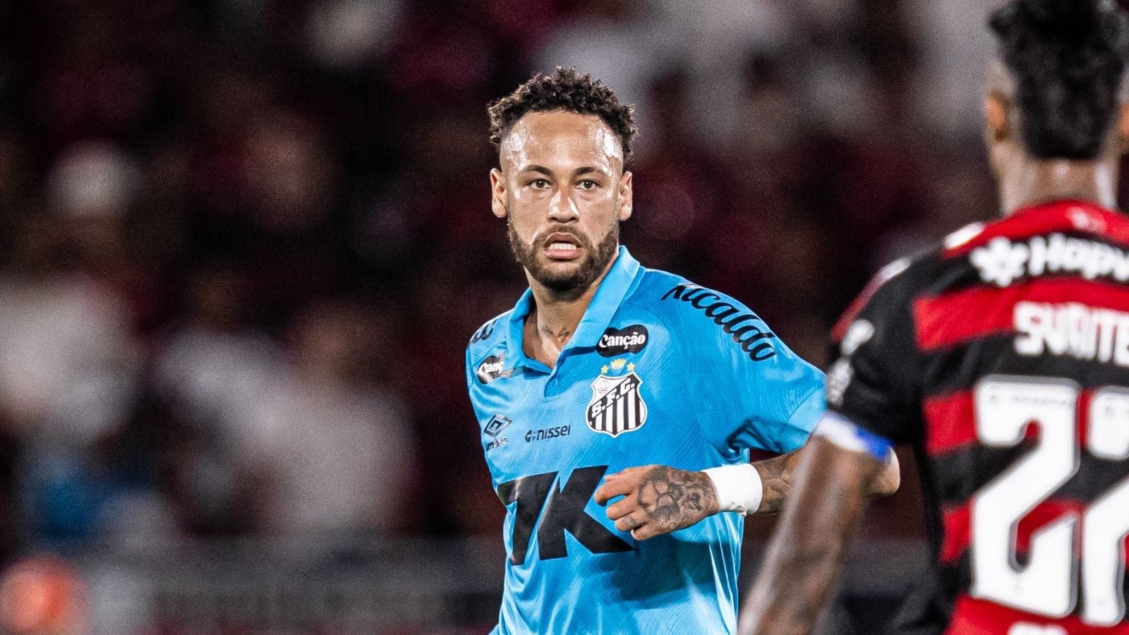 Neymar merecia ser substituído? Veja os números do atacante contra o Flamengo