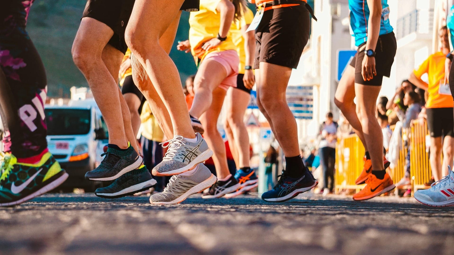 Corrida de rua ganha fôlego no Brasil: veja cuidados para começar neste verão