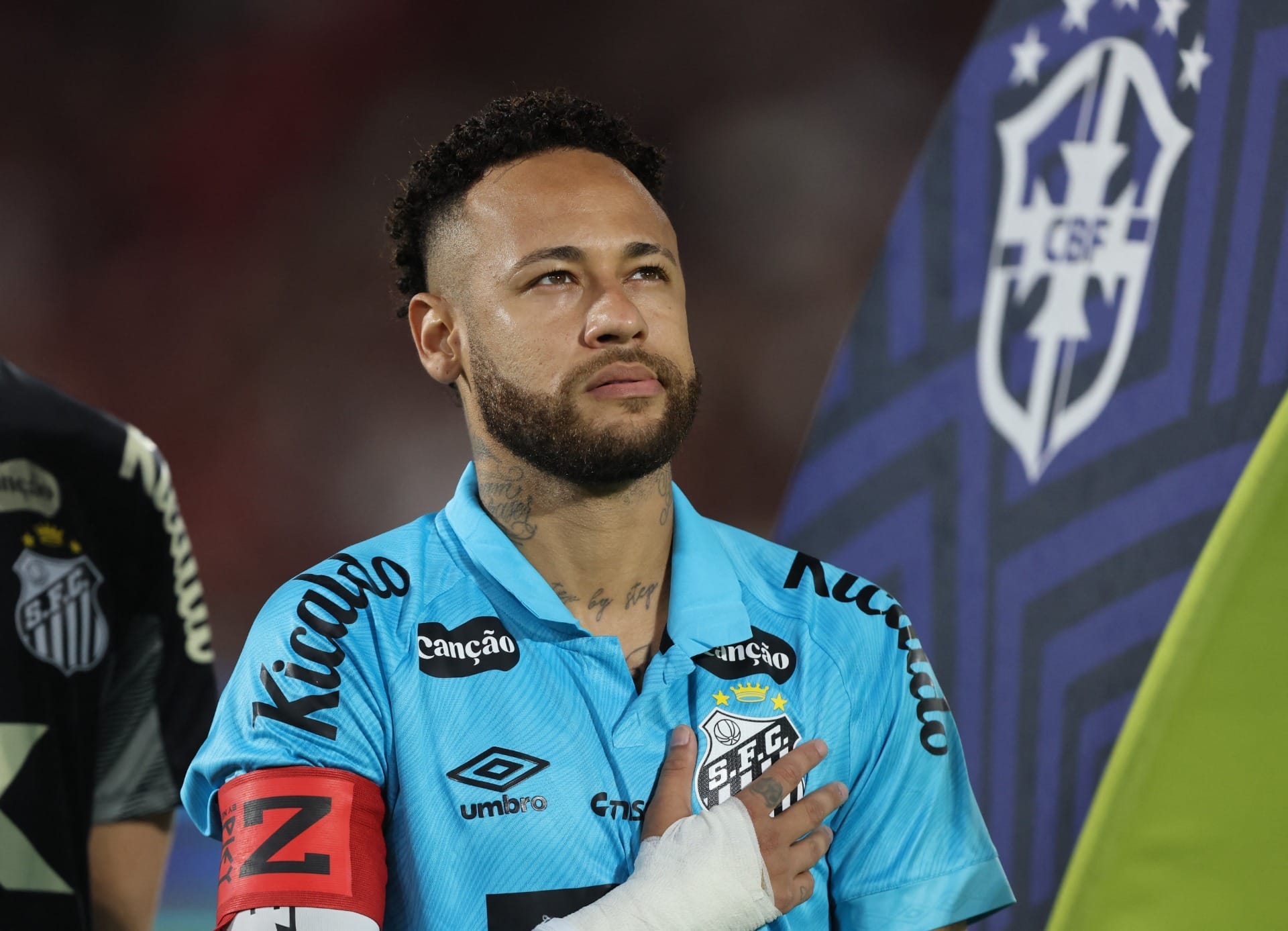 Diretor de futebol do Santos, Alexandre Mattos exalta Neymar: "Gênio incompreendido"