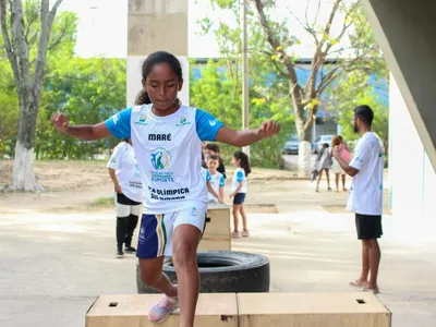 Estão abertas as inscrições para aulas gratuitas de parkour na Maré