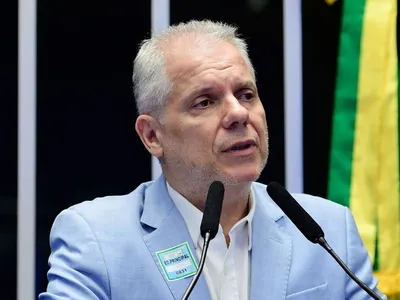 Ex-presidente do INSS e mais 5 são indiciados pela PF em novo inquérito
