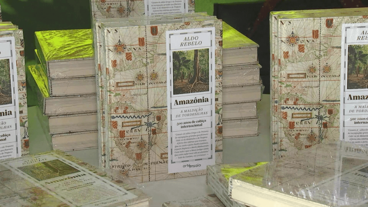 Aldo Rebelo lança livro sobre a Amazonia durante a COP30