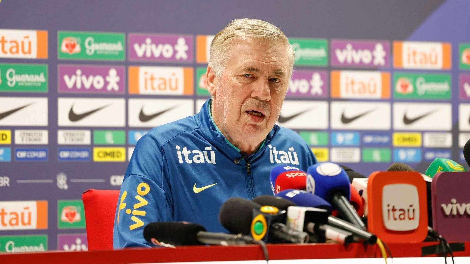 Ancelotti admite dúvidas para a Copa, mas garante: "ideia clara da escalação final"
