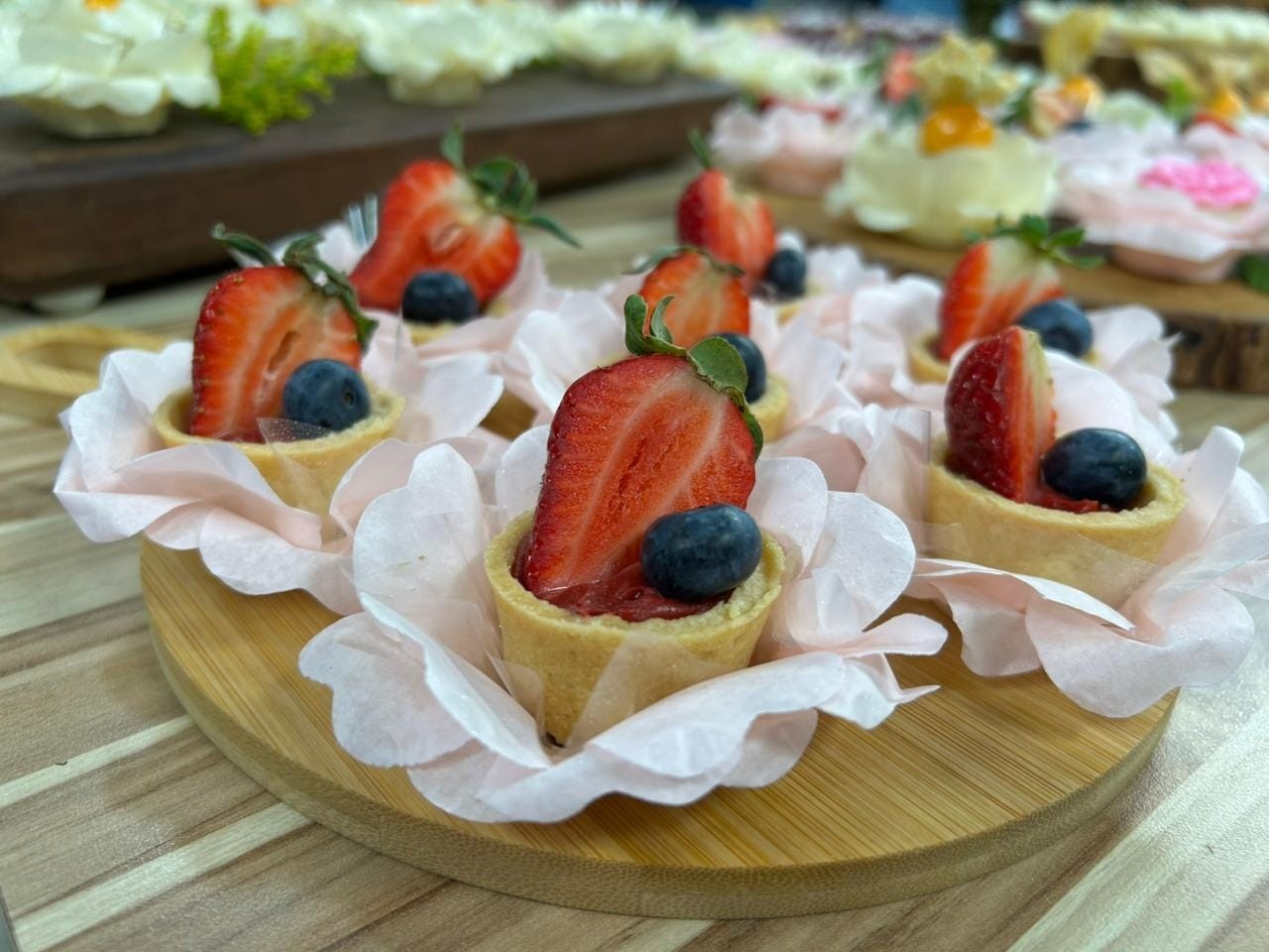 Mini tartelette de frutas vermelhas da chef Damaris | Band Receitas
