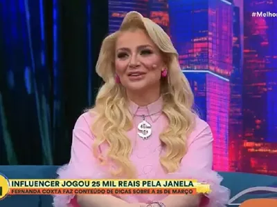 Criticada por causar tumulto ao jogar R$ 25 mil em rua, influencer se defende: "Gratidão"