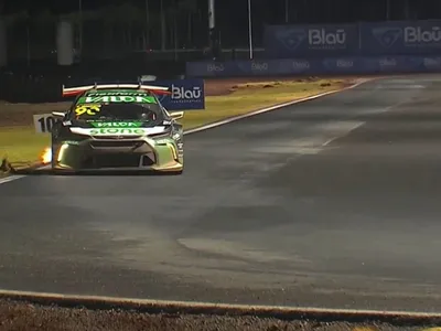 Ricardo Maurício domina e vence as duas corridas da etapa de Cuiabá da Stock Car