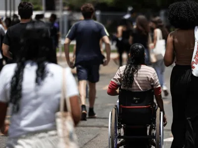 Gabarito extraoficial prova cinza Enem 2025: confira as respostas do 2º dia