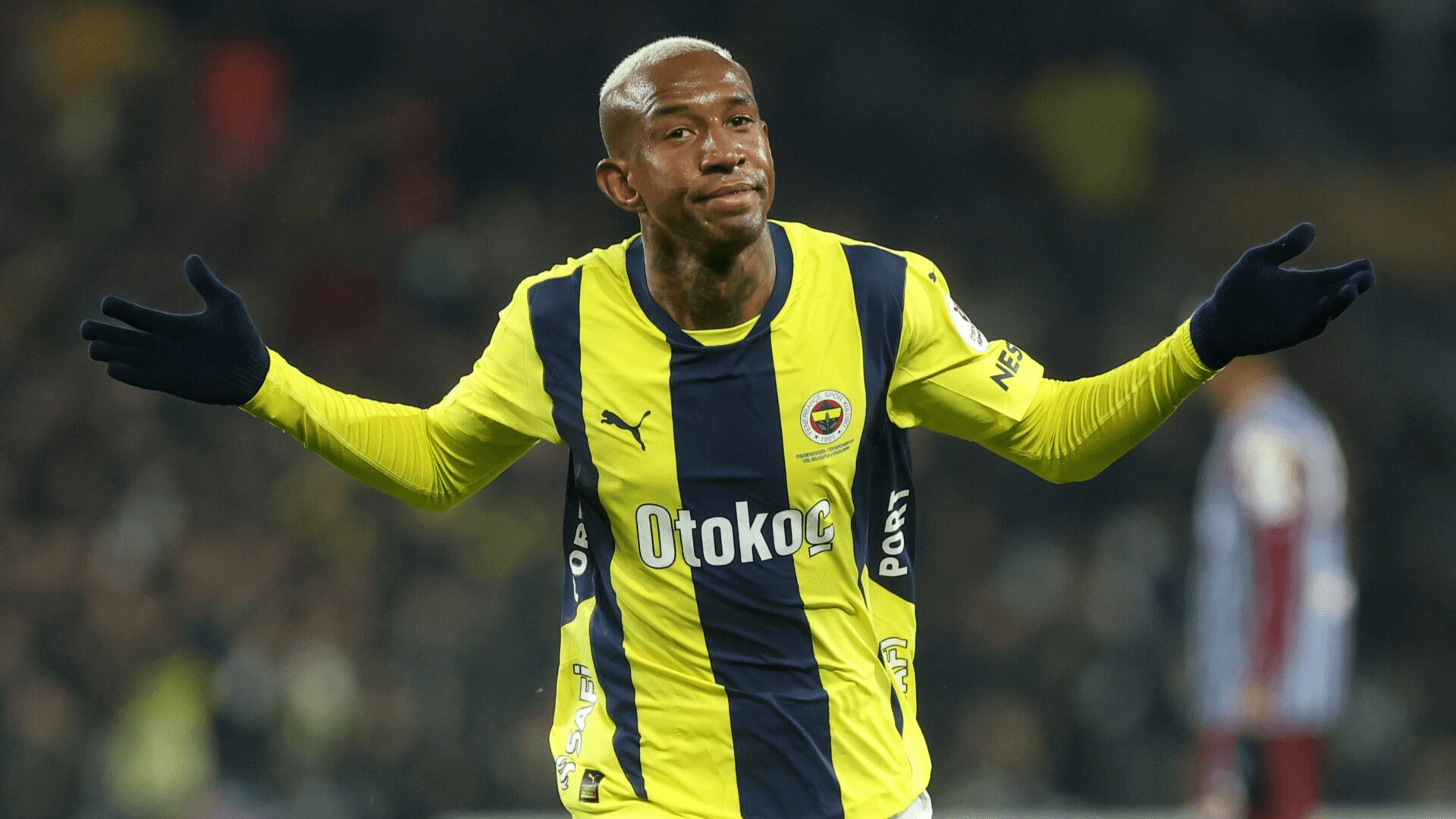 Talisca nega retorno ao Brasil e descarta interesse de Bahia e Corinthians