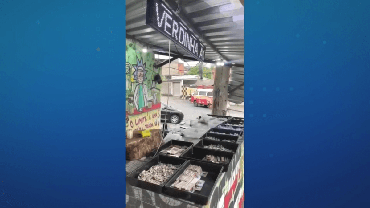 Feira das drogas: tráfico segue no Complexo da Penha após megaoperação