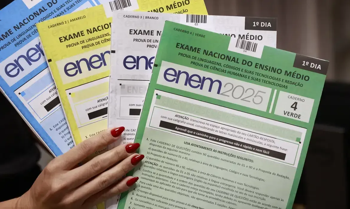 Enem 2025: divulgação do gabarito oficial do 2º dia é confirmada para dia 20