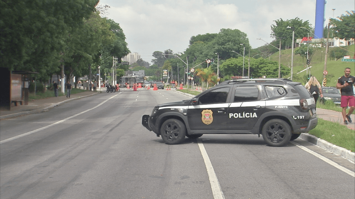 Perseguição termina com suspeito morto na Zona Oeste de São Paulo
