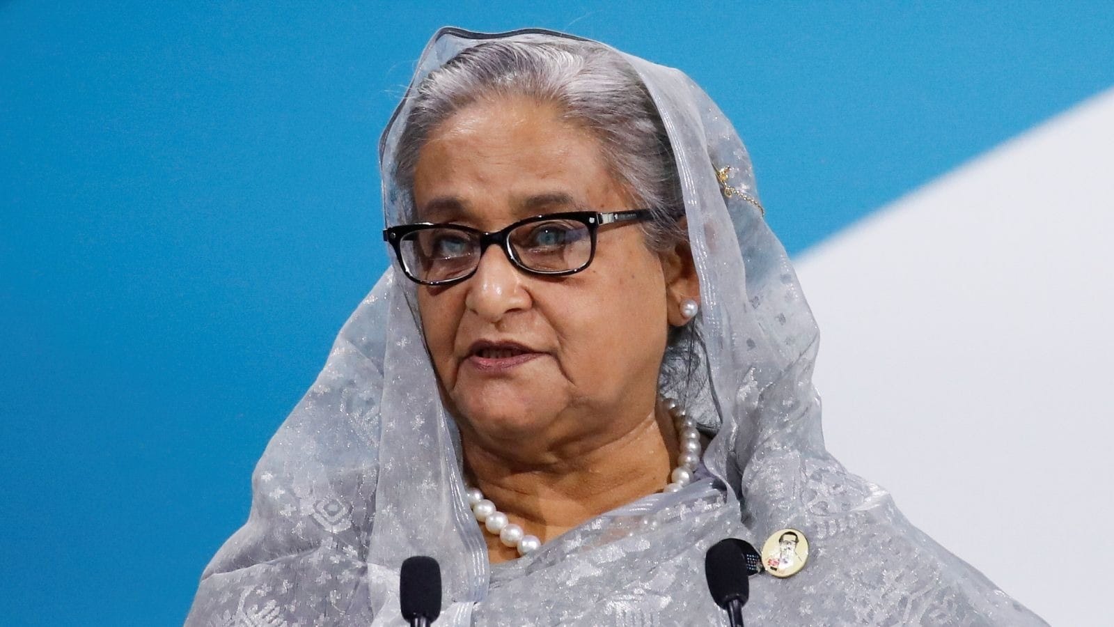 Quem é Sheikh Hasina, ex-premiê condenada à morte em Bangladesh