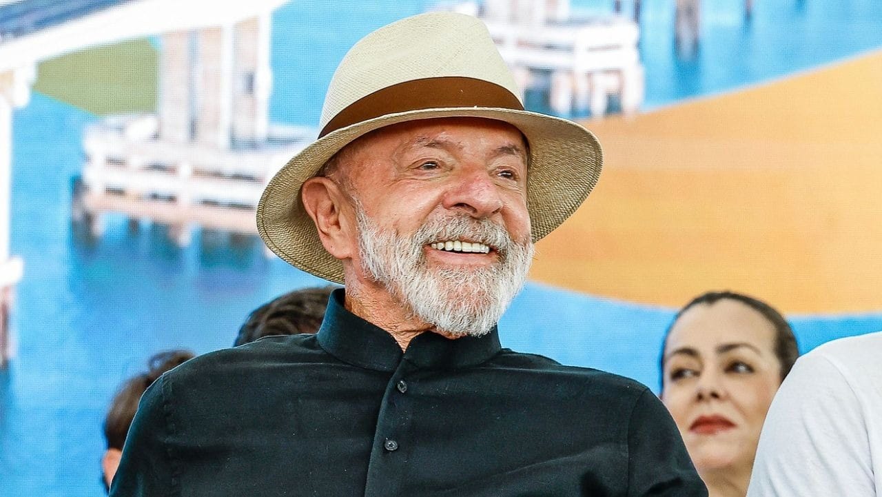 Lula assina decreto que reconhece cultura gospel como manifestação cultural