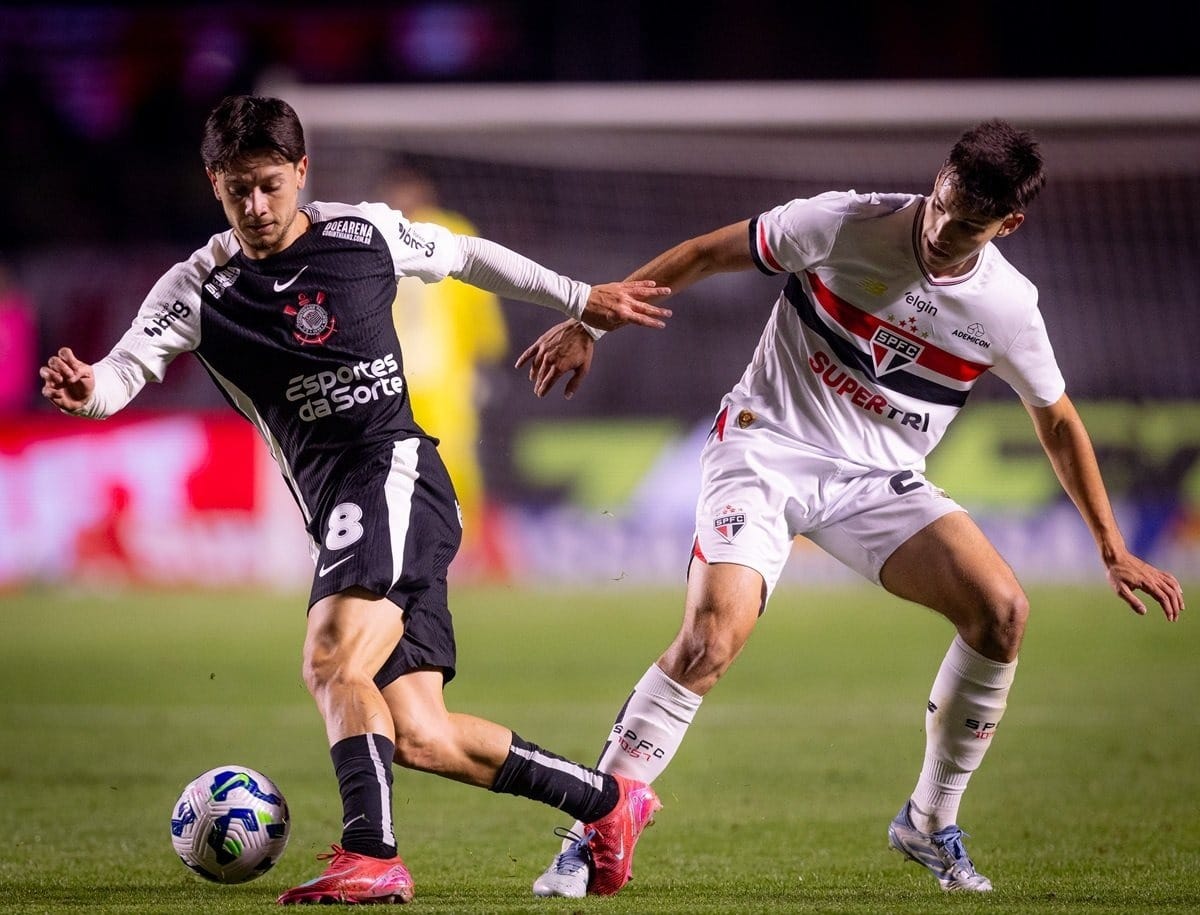 Majestoso opõe Corinthians pressionado e São Paulo 'esfacelado'