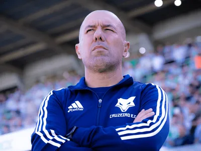 Flamengo acerta com Leonardo Jardim para substituir Filipe Luís; entenda