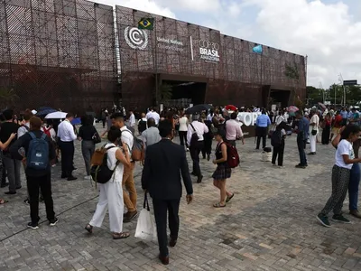 Perto do prazo final, Brasil enfrenta impasse na COP30