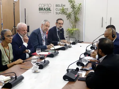 COP30: negociações retomam no último dia da conferência após incêndios