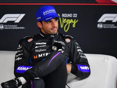 'Queridinho' em Las Vegas, Sainz exalta desempenho: "Sonhar é de graça"
