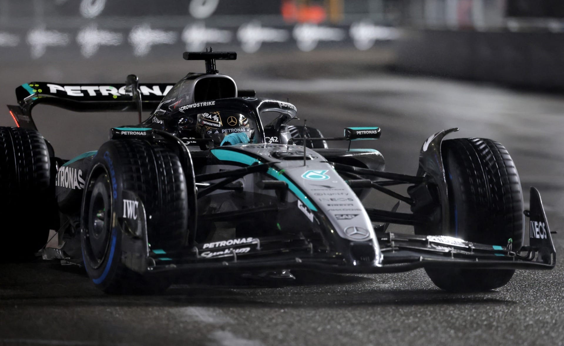 Russell relata falha no volante e lamenta P4 em qualy do GP de Las Vegas