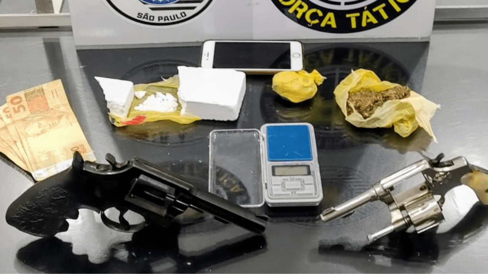 Polícia Militar prende dois homens e apreende armas em Jales 1