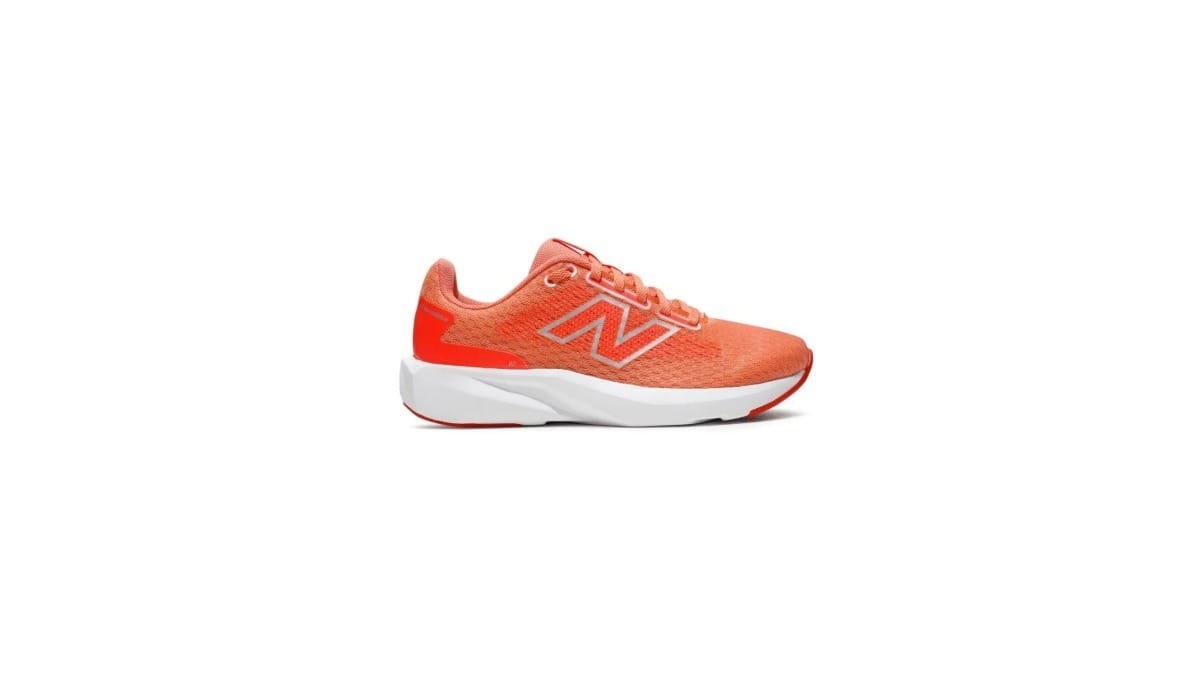 Tênis New Balance 413 V3. / Reprodução: New Balance