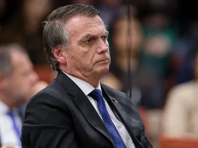 Polícia Civil do DF conclui que Bolsonaro não cometeu crime em caso de arma