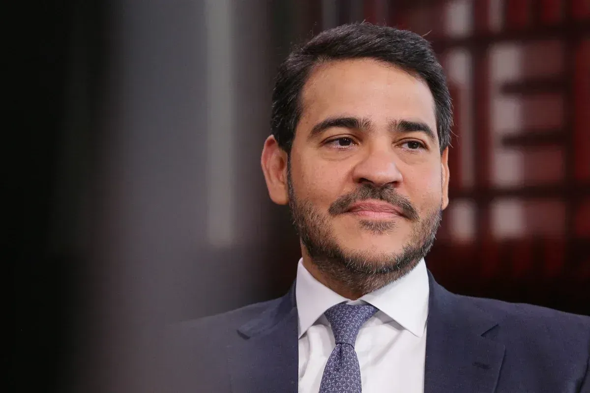 Presidente do Senado marca a sabatina de Jorge Messias para dezembro