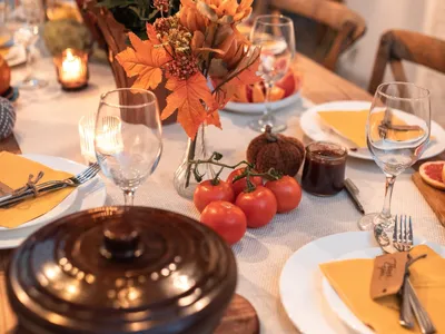 Dia de Ação de Graças: sugestão de receitas bem americanas com peru, purê e torta de maçã