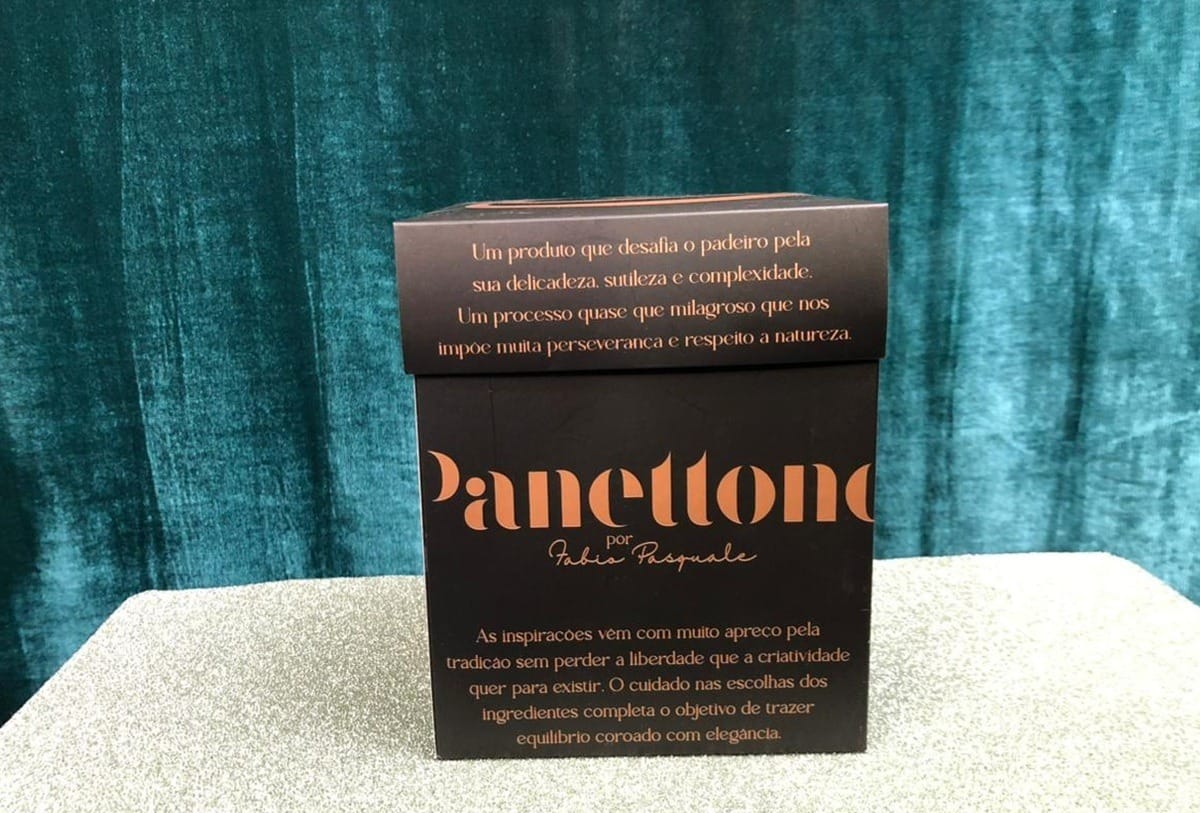 Le Blé, panetone de fermentação natural, recheado com três chocolates, 550 gramas, R$ 135 