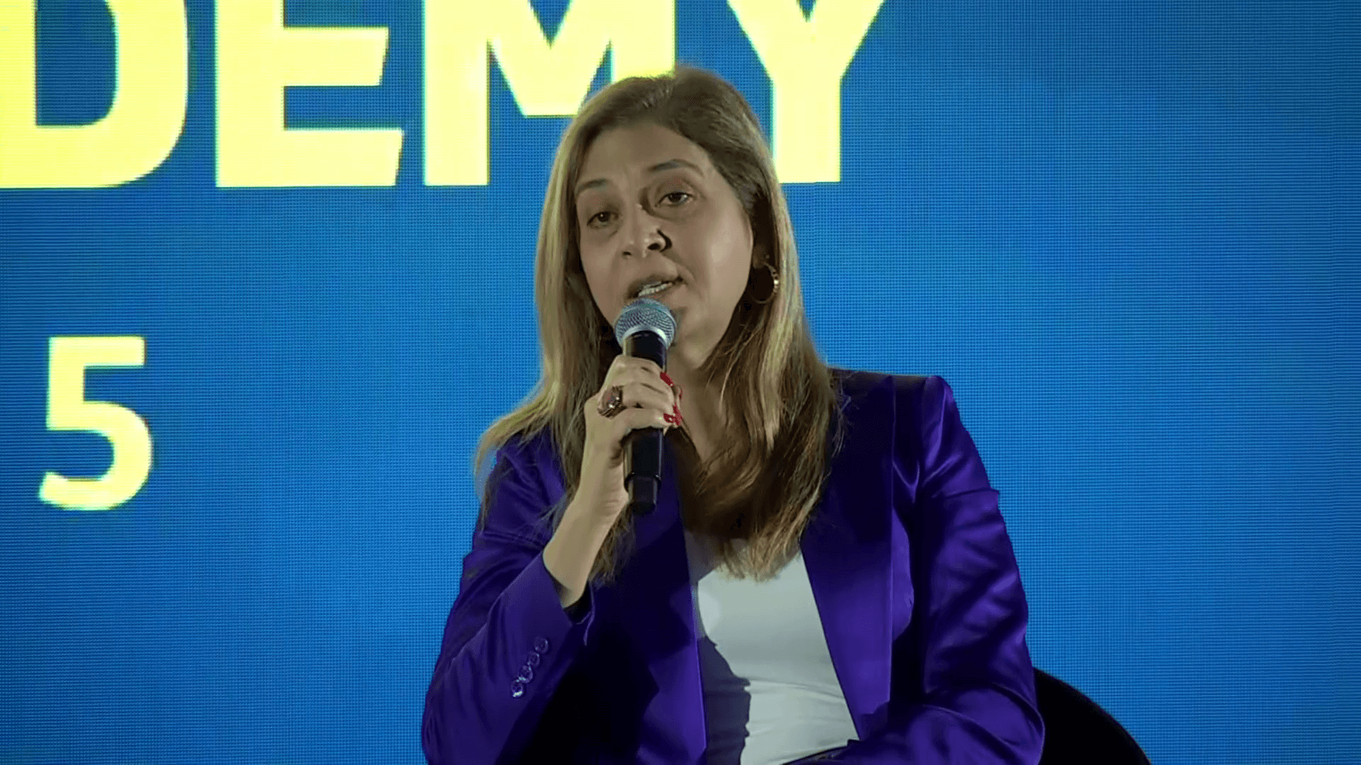 Leila Pereira defende Fair Play Financeiro e alfineta times que não pagam dívidas