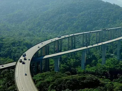 Terceira pista da Imigrantes será iniciada em 2025 após projeto final