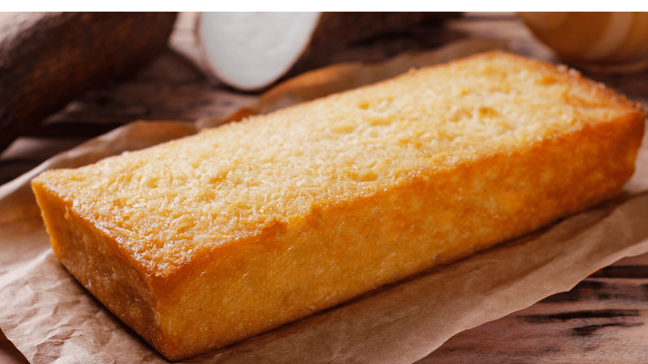 Bolo de tapioca com coco não tem glúten e fica pronto em uma hora; faça em casa