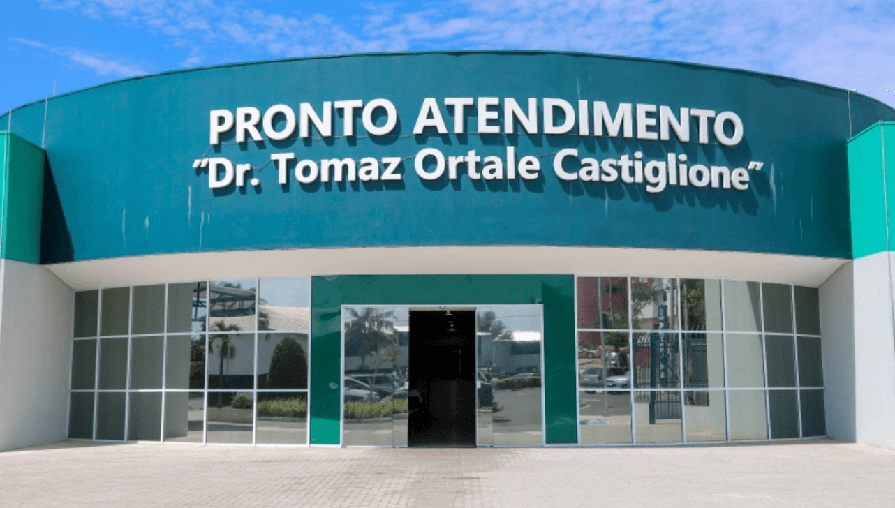 O atendimento clínico adulto, a partir de 16 anos, está concentrado no Pronto Atendimento Dr. Tomaz Ortale Castiglione