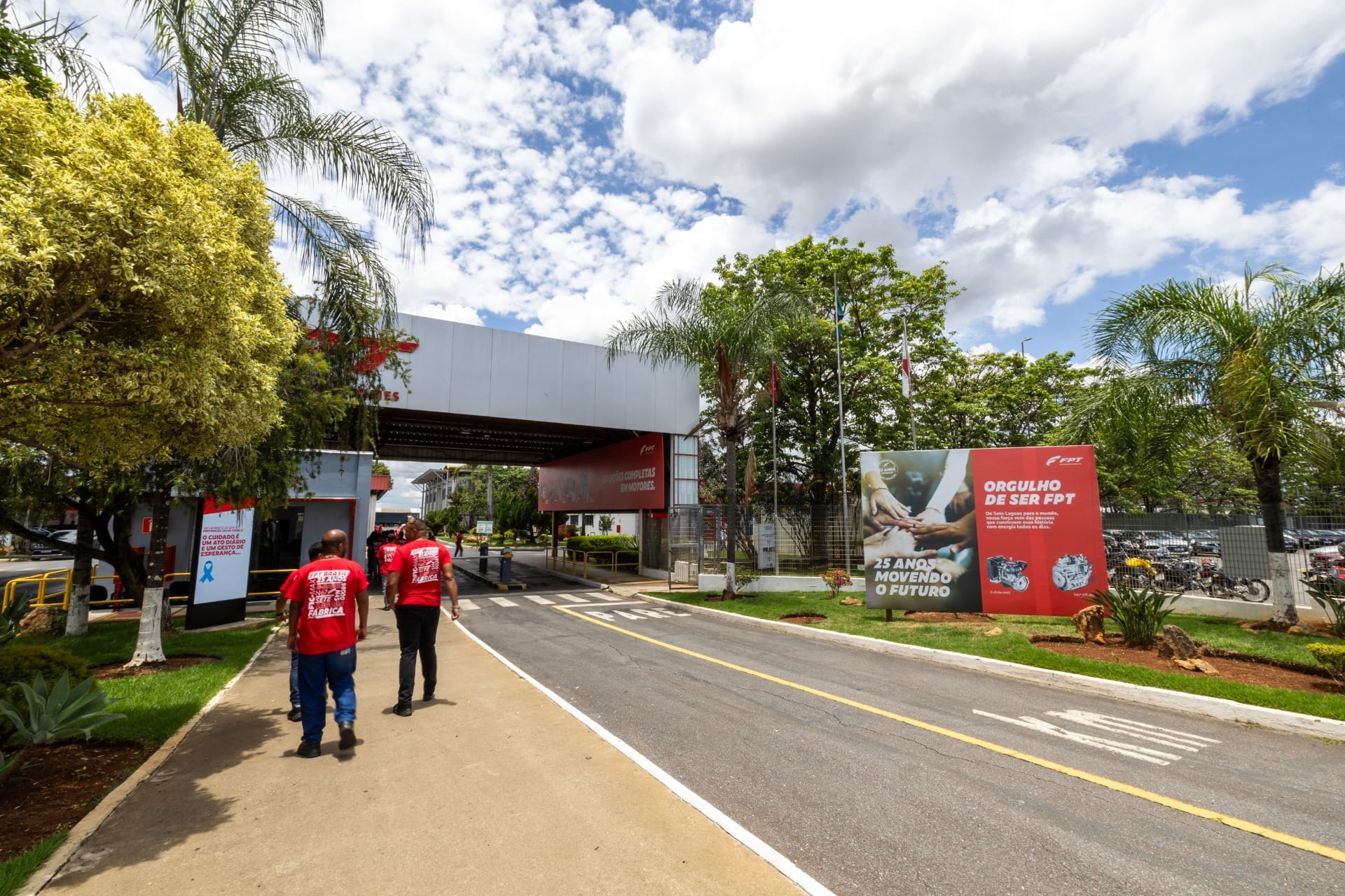 Entrada da fábrica da FPT em Sete Lagoas (MG), unidade que completa 25 anos