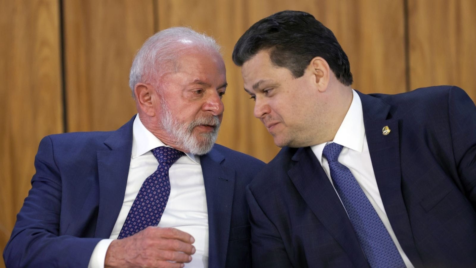 Lula teme derrota e vai chamar Alcolumbre para uma reunião antes da sabatina de Jorge Messias