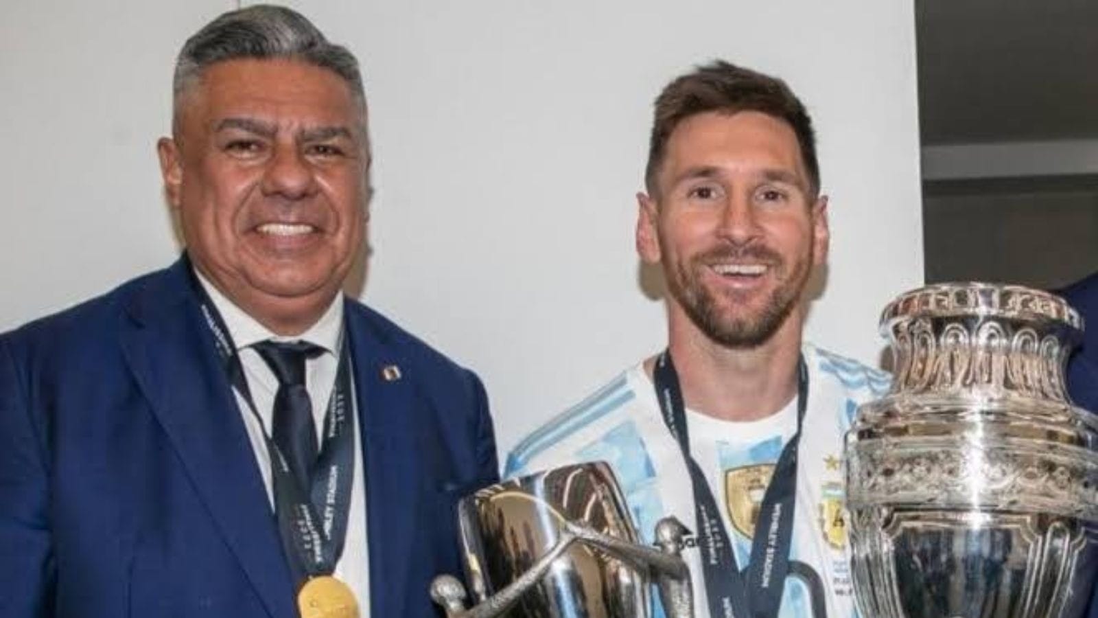 Esposa de Sebastián Verón detona presidente da AFA e chama Messi de "merda"