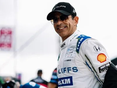 Hélio Castroneves surpreende ao revelar vitória mais marcante da carreira na Indy