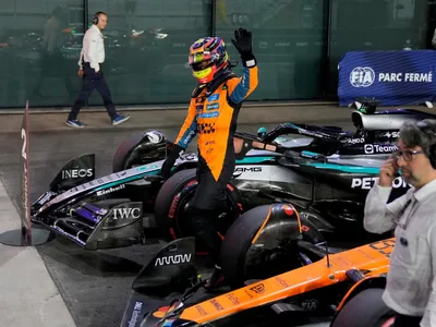 Piastri bate Russell e conquista a pole para corrida sprint do GP do Catar; Bortoleto é 13º