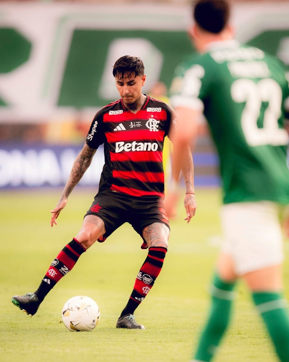 Pulgar era para ser expulso? Veja lance polêmico da final entre Palmeiras e Flamengo