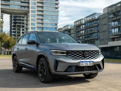 Renault Koleos 2026: SUV híbrido premium com luxo, tecnologia e alma Volvo