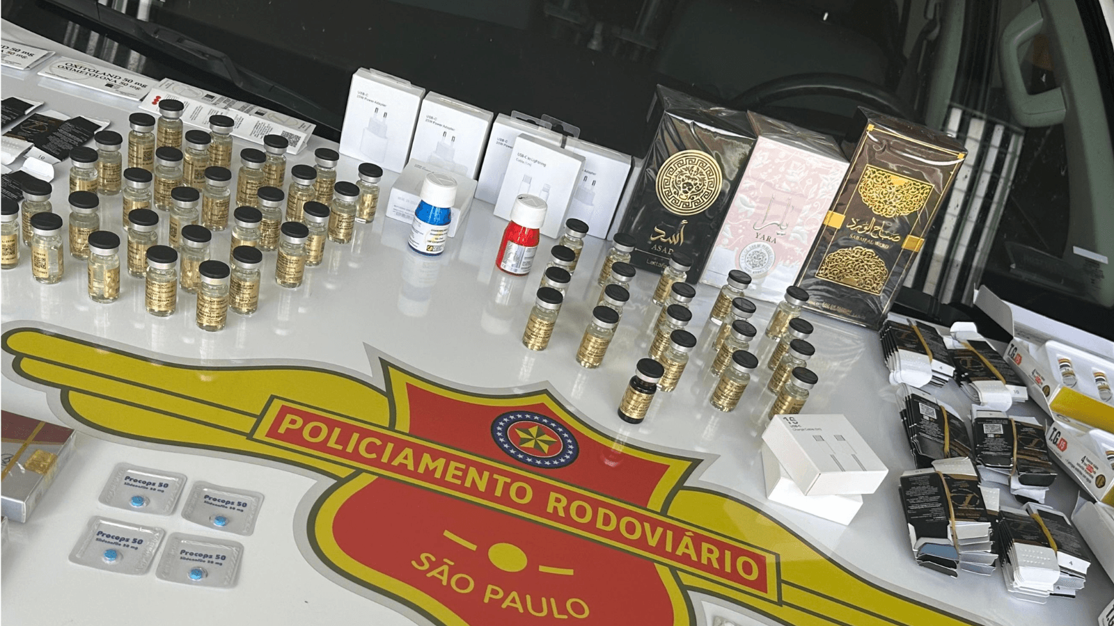 Homem é preso transportando frascos de anabolizantes dentro de um ônibus
