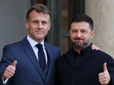Zelensky se reúne com Macron enquanto negociações de paz lideradas pelos EUA avançam